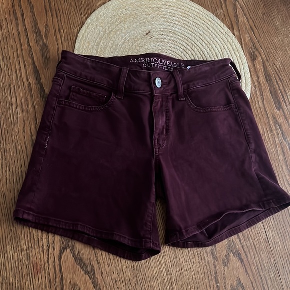 AOE Twill MIDI Rise Super Stretch Jeans Shorts Size 4 - Picture 3 of 10